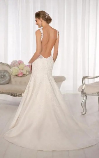 Essense of Australia Style #31507 #1 thumbnail