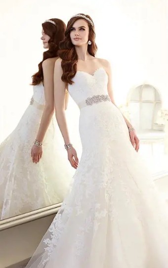 Essense of Australia Style #32284 #1 thumbnail