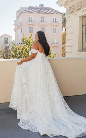 Essense of Australia Plus Size Style #D3520 #1 thumbnail