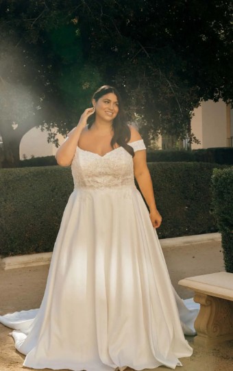 Essense of Australia Plus Size Style #D3565 #1 thumbnail