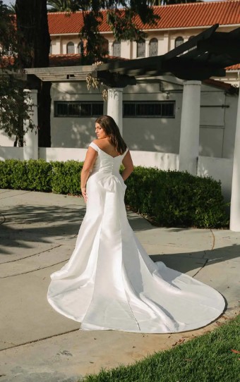 Essense of Australia Plus Size Style #D3582 #1 thumbnail