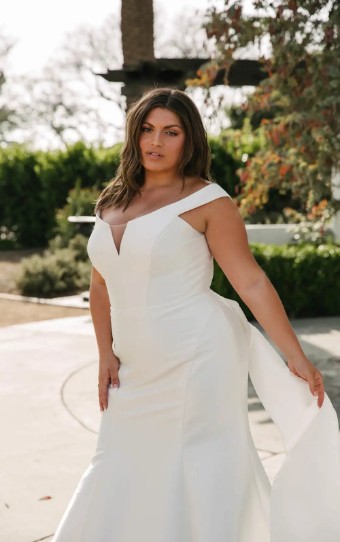 Essense of Australia Plus Size Style #D3582 #2 thumbnail