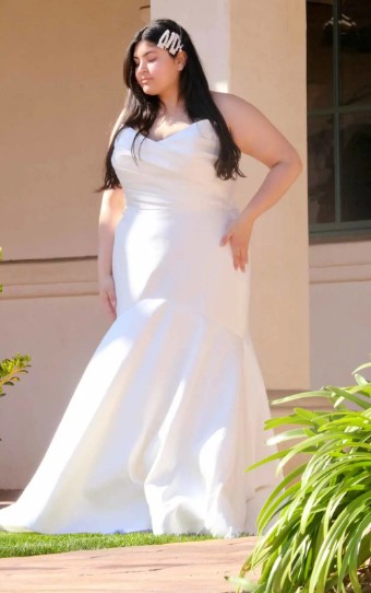 Essense of Australia Plus Size Style #D3340 #0 default thumbnail