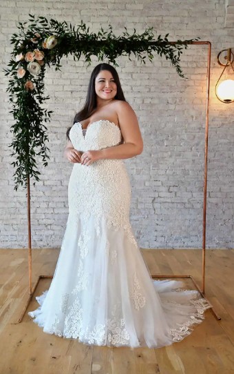 Stella York Plus Size Style #7323 #0 default thumbnail